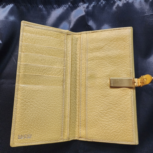 Vintage Gucci Long Bifold Continental Wallet IN yellow - Picture 3 of 7